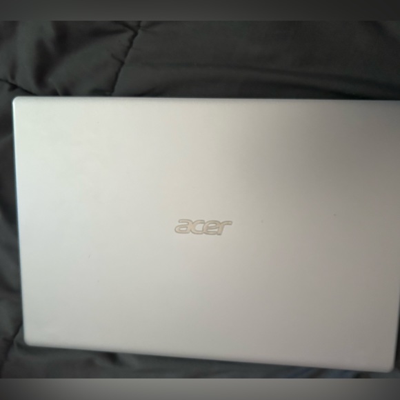 ACER LAPTOP (new) - Picture 2 of 4